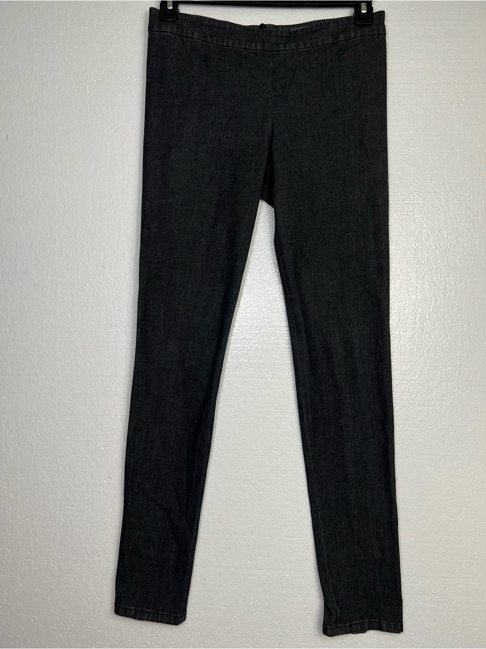 Vince charcoal skinny jeans size M zip on the back